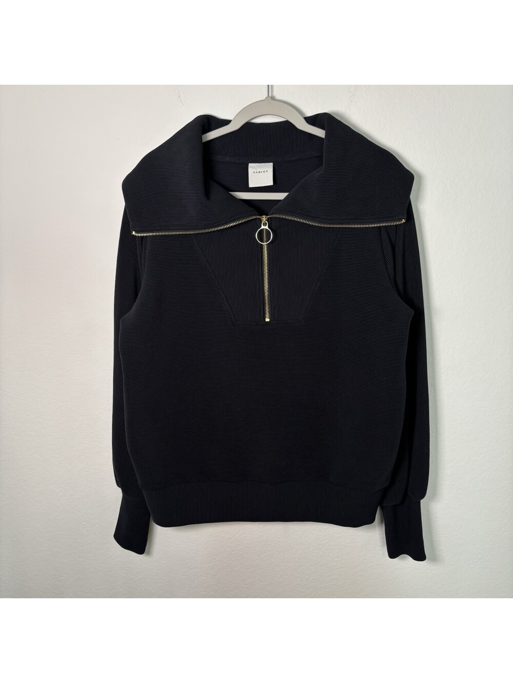 Varley Vine Half Zip Pullover Black Women’s Size S Oversized Amazing Condition - Picture 1 of 7